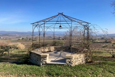 Gloriette végétalisee Gloriette végétalisee